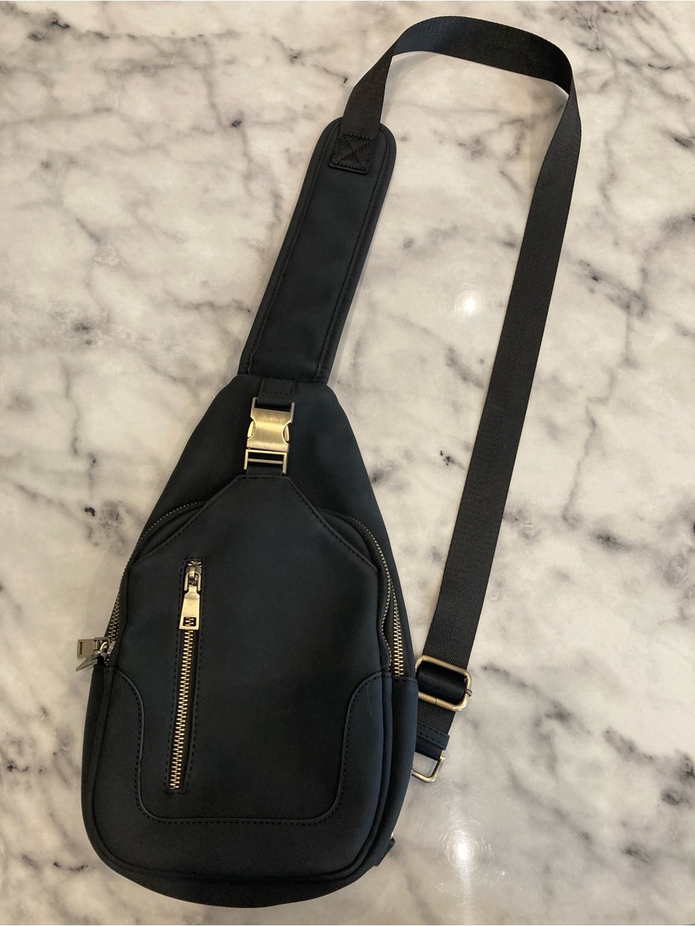 Antik Kraft Black Crossbody - Picture 4 of 4